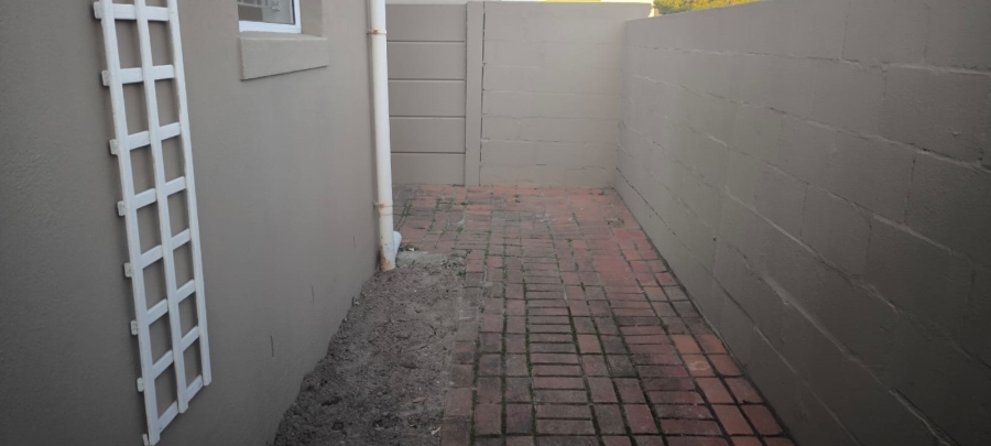 3 Bedroom Property for Sale in Costa Da Gama Western Cape